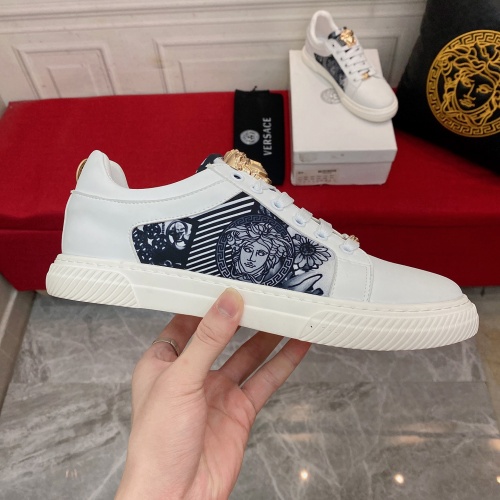 Replica Versace Casual Shoes For Men #974620 $72.00 USD for Wholesale