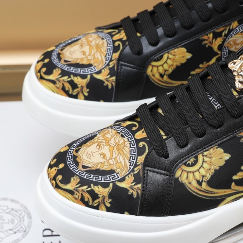Replica Versace Casual Shoes For Men #974982 $80.00 USD for Wholesale