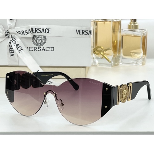 Versace AAA Quality Sunglasses #975273