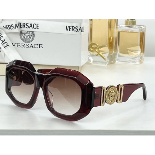 Versace AAA Quality Sunglasses #975302