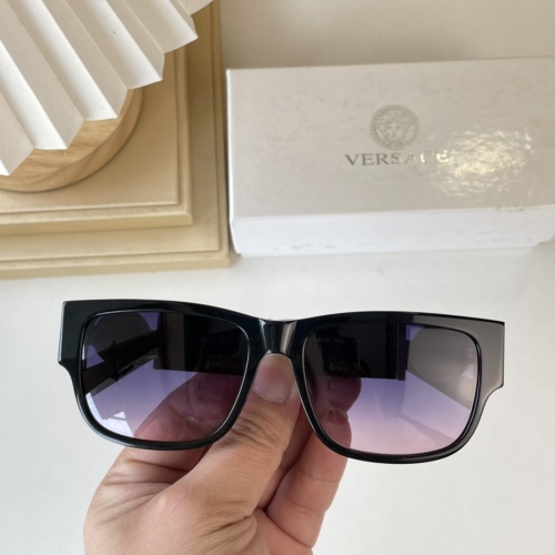 Versace AAA Quality Sunglasses #975319