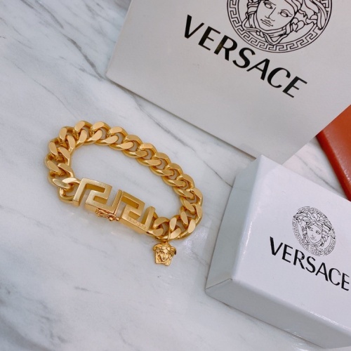 Replica Versace Bracelet #975430 $38.00 USD for Wholesale