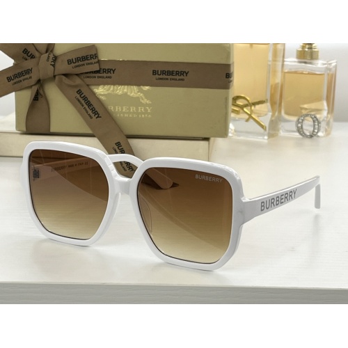 Burberry AAA Quality Sunglasses #975615