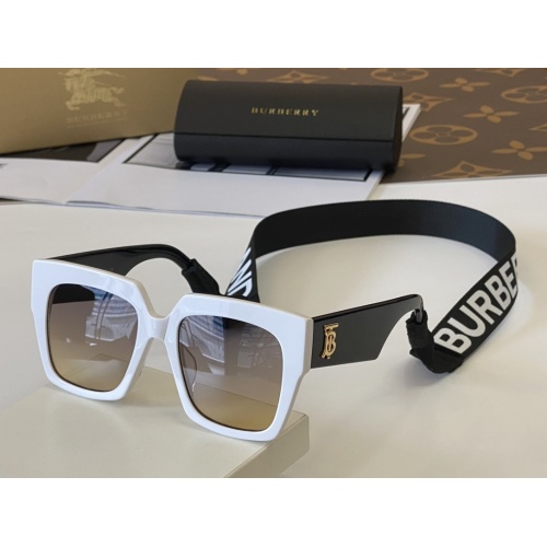 Burberry AAA Quality Sunglasses #975638