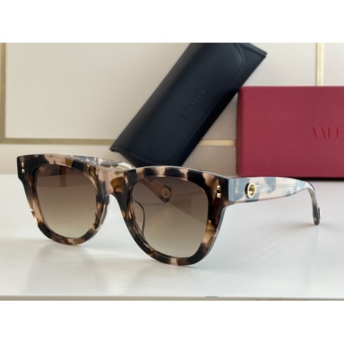 Valentino AAA Quality Sunglasses #975748