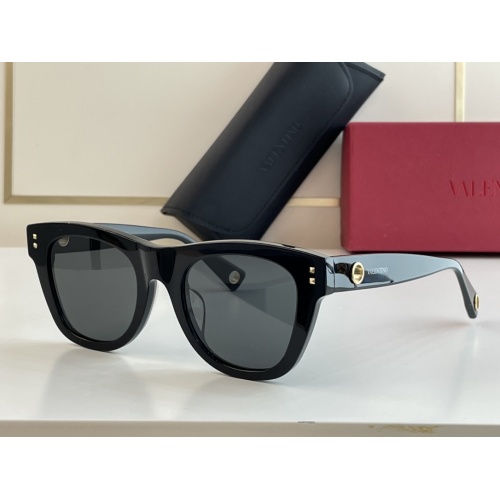 Valentino AAA Quality Sunglasses #975750 $60.00 USD, Wholesale Replica Valentino AAA Quality Sunglasses