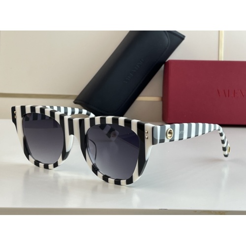 Valentino AAA Quality Sunglasses #975752 $60.00 USD, Wholesale Replica Valentino AAA Quality Sunglasses