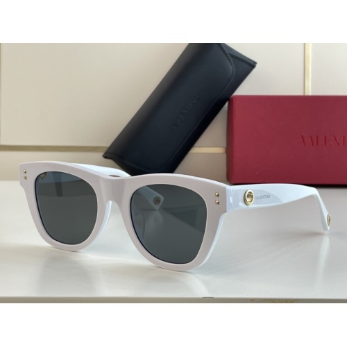 Valentino AAA Quality Sunglasses #975753 $60.00 USD, Wholesale Replica Valentino AAA Sunglasses