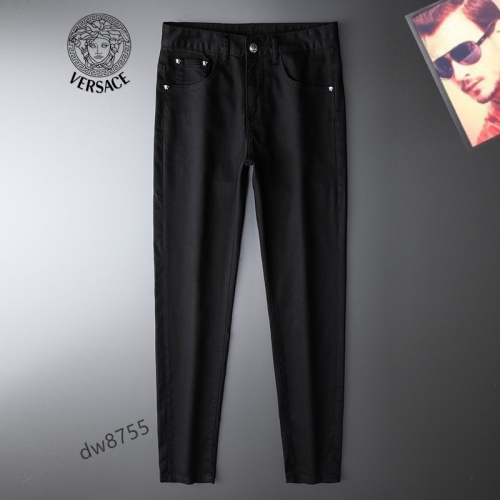 Replica Versace Jeans For Men #975830 $42.00 USD for Wholesale