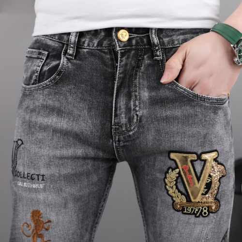 Replica Versace Jeans For Men #975877 $48.00 USD for Wholesale