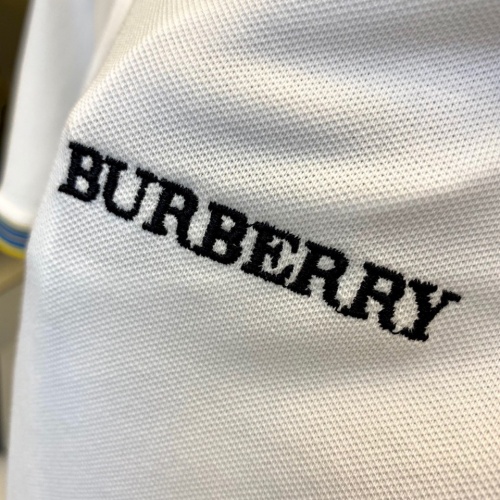 Replica Burberry T-Shirts Short Sleeved For Unisex #976146 $42.00 USD for Wholesale