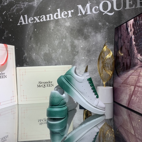Alexander McQueen Shoes For Women #976246
