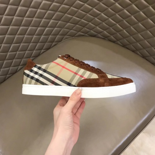 Replica Burberry Casual Shoes For Men #976336 $64.00 USD for Wholesale