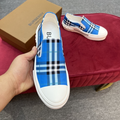 Replica Burberry Casual Shoes For Men #976451 $76.00 USD for Wholesale