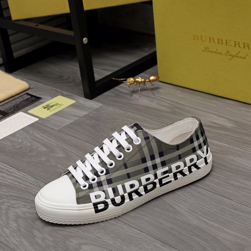 Replica Burberry Casual Shoes For Men #976463 $76.00 USD for Wholesale