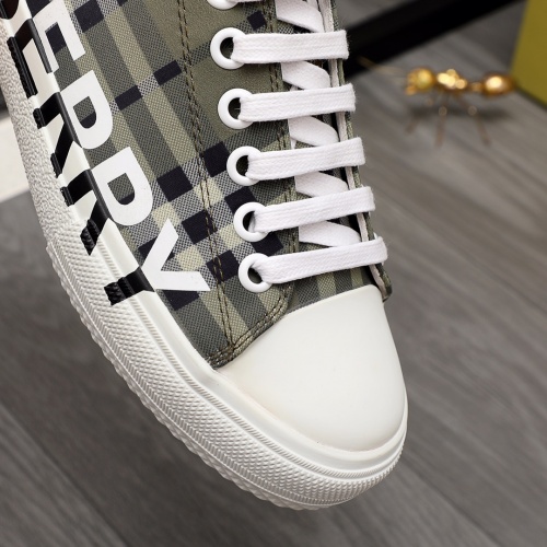 Replica Burberry Casual Shoes For Men #976463 $76.00 USD for Wholesale