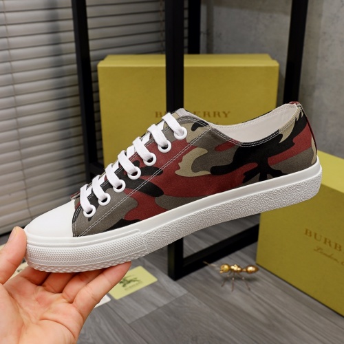 Replica Burberry Casual Shoes For Men #976465 $76.00 USD for Wholesale