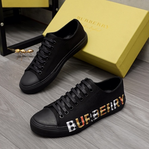 Burberry Casual Shoes For Men #976476