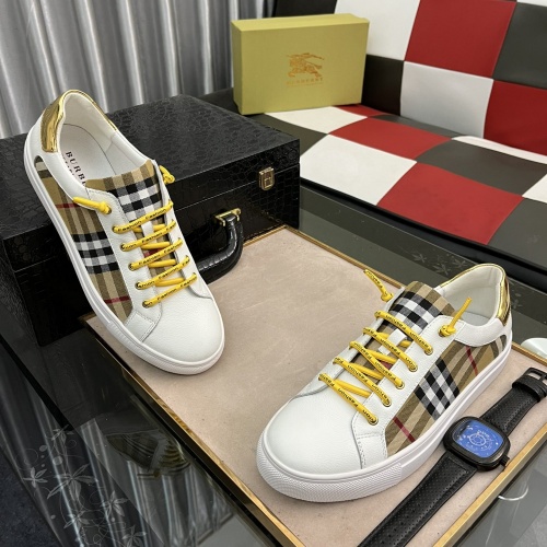 Burberry Casual Shoes For Men #976479