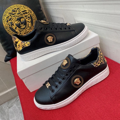 Replica Versace Casual Shoes For Men #976620 $72.00 USD for Wholesale