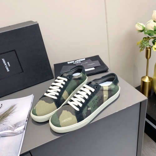 Yves Saint Laurent Shoes For Men #976776