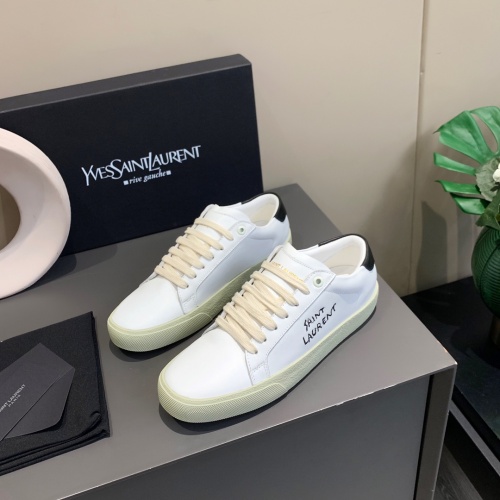 Yves Saint Laurent Shoes For Men #976781