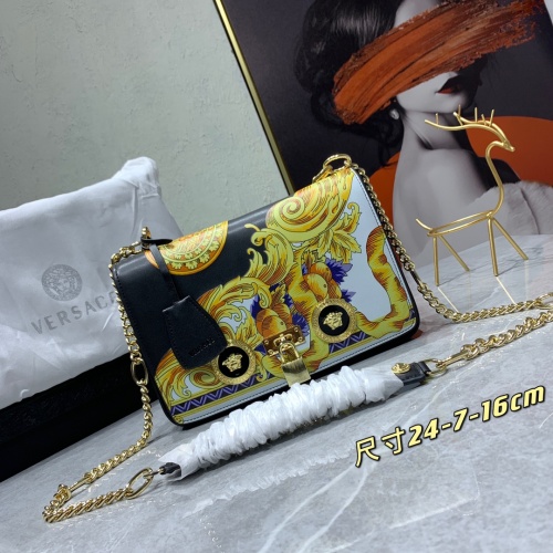 Versace AAA Quality Messenger Bags For Women #976997
