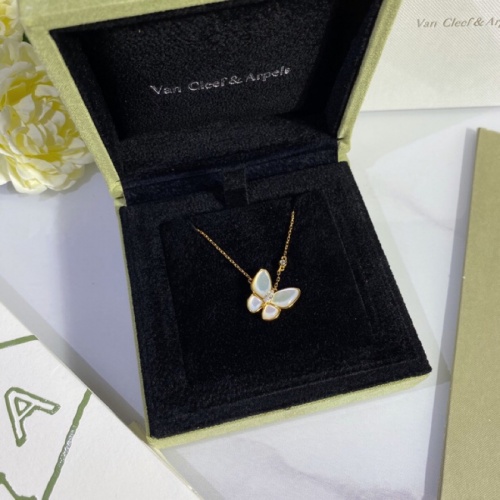Replica Van Cleef & Arpels Necklaces For Women #977585 $36.00 USD for Wholesale
