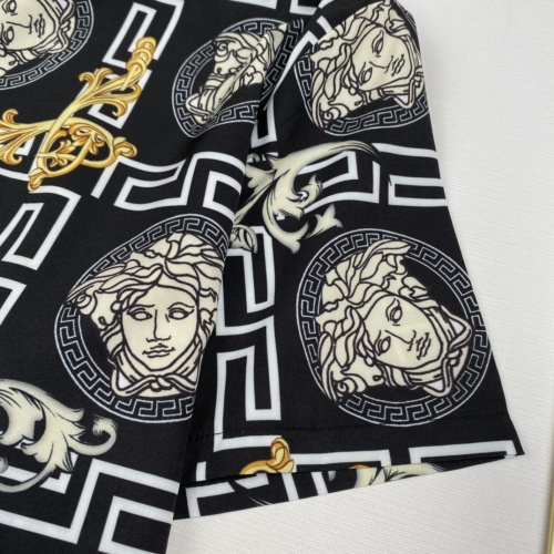 Replica Versace Shirts Short Sleeved For Men #977813 $45.00 USD for Wholesale