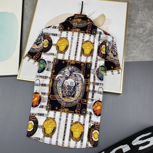 Replica Versace Shirts Short Sleeved For Men #977814 $45.00 USD for Wholesale
