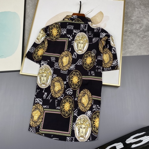 Replica Versace Shirts Short Sleeved For Men #977816 $45.00 USD for Wholesale