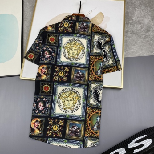 Replica Versace Shirts Short Sleeved For Men #977820 $45.00 USD for Wholesale
