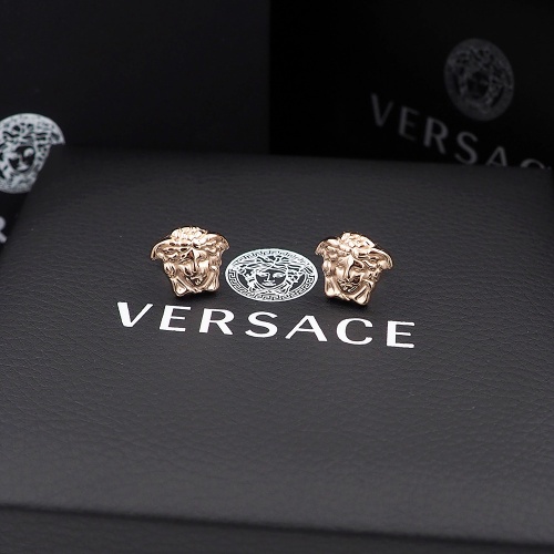 $23.00 USD Versace Earrings For Women #977966