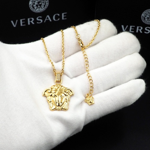 Versace Necklace #978063 $27.00 USD, Wholesale Replica Versace Necklace