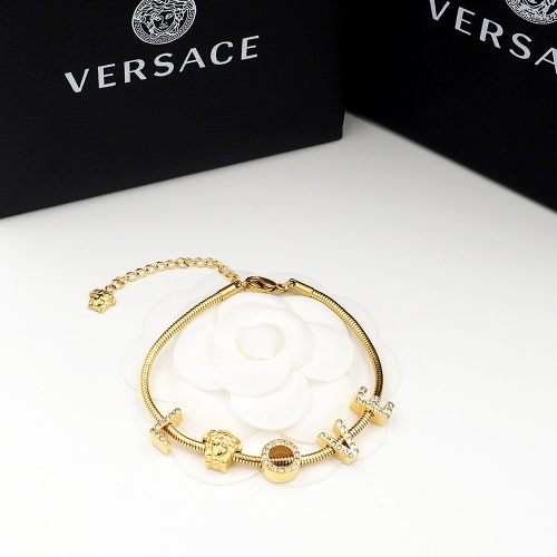 Replica Versace Bracelet #978126 $27.00 USD for Wholesale