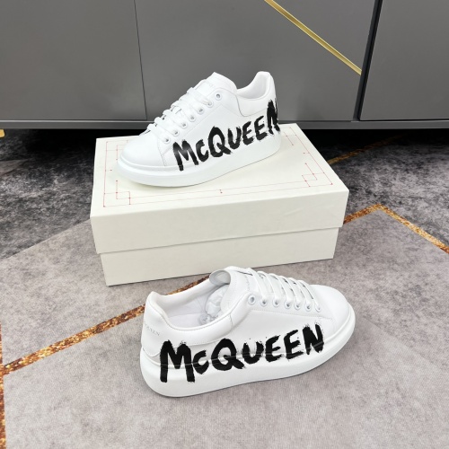 Alexander McQueen Shoes For Women #978555