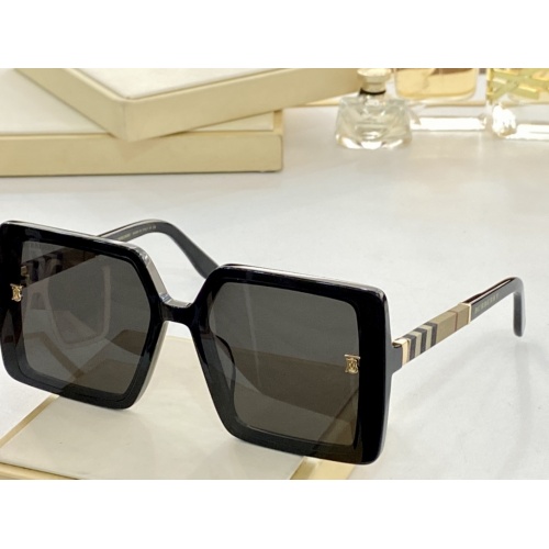 Burberry AAA Quality Sunglasses #978989