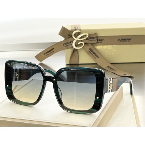 Burberry AAA Quality Sunglasses #978997