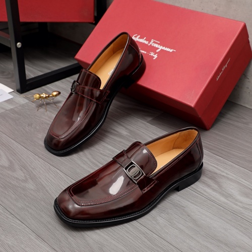 Salvatore Ferragamo Leather Shoes For Men #979029