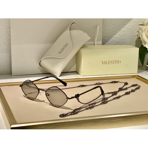 Valentino AAA Quality Sunglasses #979388