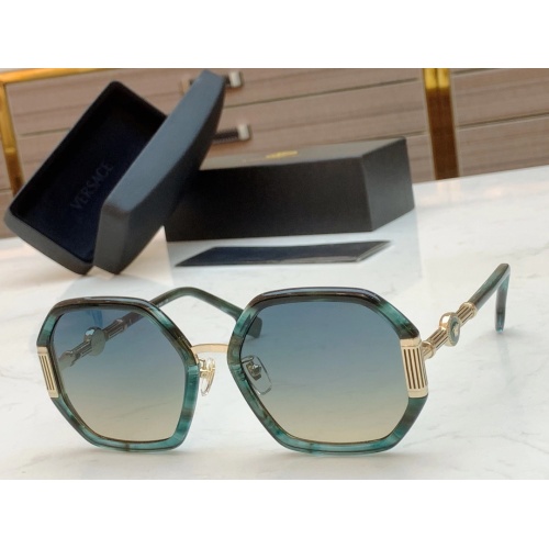 Versace AAA Quality Sunglasses #979394