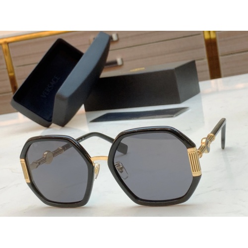 Versace AAA Quality Sunglasses #979397