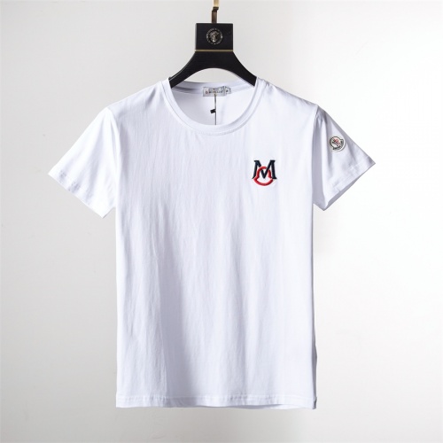 Moncler T-Shirts Short Sleeved For Men #979800