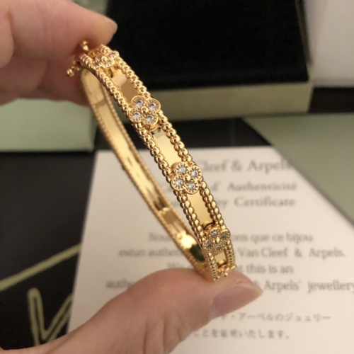 Replica Van Cleef & Arpels Bracelets For Women #980185 $36.00 USD for Wholesale