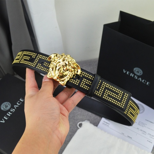 Versace AAA Quality Belts For Men #981903