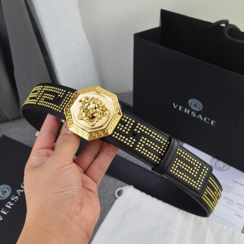 Versace AAA Quality Belts For Men #981906