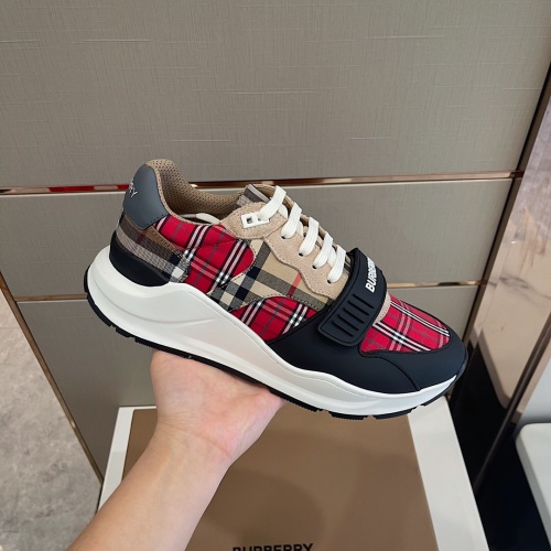 Replica Burberry Casual Shoes For Men #982271 $76.00 USD for Wholesale