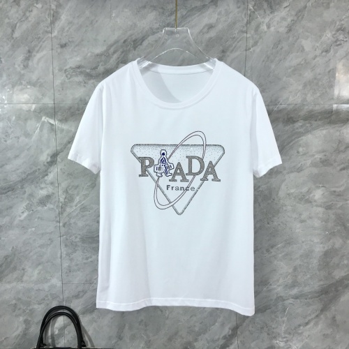 Prada T-Shirts Short Sleeved For Men #982588