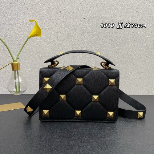 Replica Valentino AAA Quality Messenger Bags For Women #983200 $118.00 USD for Wholesale