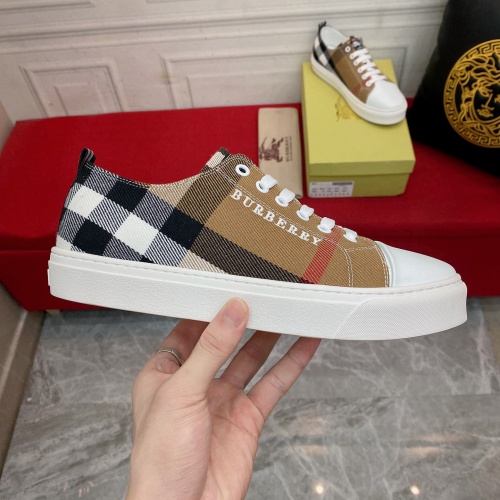 Replica Burberry Casual Shoes For Men #983755 $72.00 USD for Wholesale